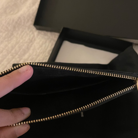 YSL CASSANDRE MATELASSÉ POUCH IN GRAIN DE POUDRE LEATHER - Picture 5 of 6